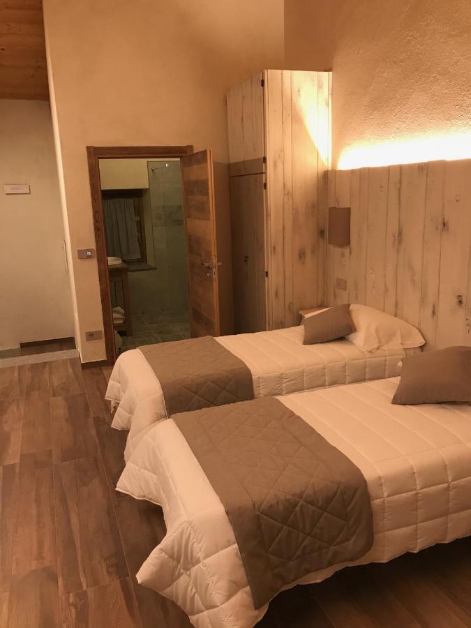 Agr. Cascina Fabbrica Villa Fossano Bagian luar foto